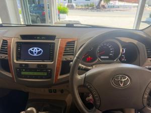 Toyota Fortuner 3.0D-4D 4x4 - Image 11