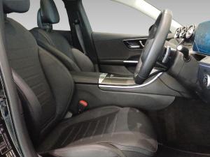 Mercedes-Benz C-Class C220d Avantgarde - Image 14