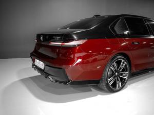BMW i7 xDrive60 M Sport - Image 17