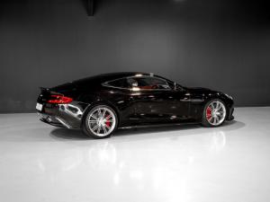 Aston Martin Vanquish coupe - Image 2