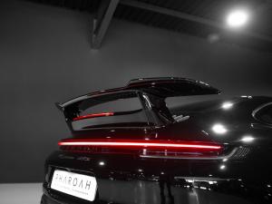 Porsche 911 Carrera 4 GTS coupe - Image 21