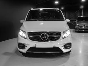 Mercedes-Benz V-Class V300d Avantgarde AMG Line - Image 6
