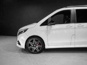 Mercedes-Benz V-Class V250d AMG Line - Image 15