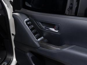 Toyota Land Cruiser 300 3.3D GR-Sport - Image 13