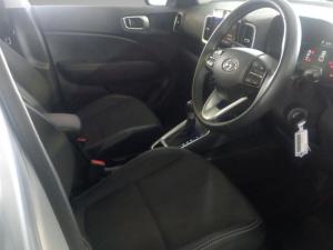 Hyundai Venue 1.0T Fluid auto - Image 14