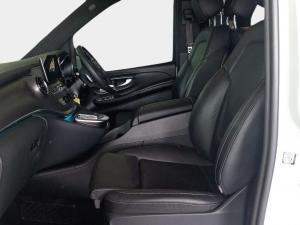 Mercedes-Benz V-Class V300d Exclusive - Image 14