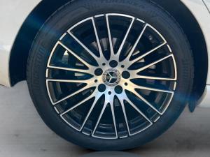 Mercedes-Benz C-Class C200 Avantgarde - Image 16