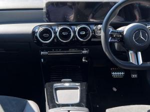 Mercedes-Benz A-Class A200 hatch Progressive - Image 11