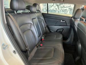 Kia Sportage 2.0CRDi auto - Image 9