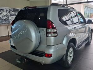 Toyota Land Cruiser Prado 4.0 VX - Image 9