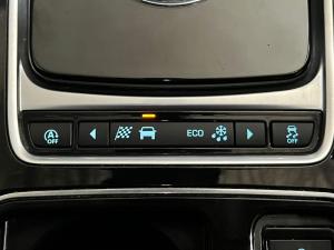 Jaguar F-Pace 25d AWD R-Sport - Image 15