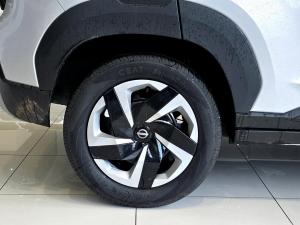 Nissan Magnite 1.0 Visia auto - Image 17