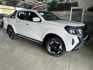 Nissan Navara 2.5DDTi double cab LE Plus - Image 1