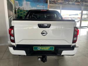 Nissan Navara 2.5DDTi double cab LE Plus - Image 3