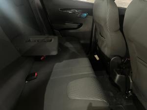 Mahindra KUV100 1.2 G80 K8+ - Image 8