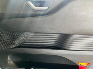 Hyundai Staria 2.2D Executive 9-seater - Image 6