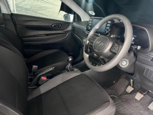 Hyundai i20 1.2 Motion - Image 11