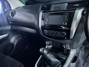 Nissan Navara 2.3D double cab 4x4 SE - Image 12