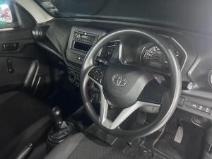 Toyota Vitz 1.0 - Image 5