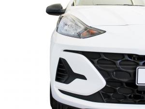 Hyundai Grand i10 1.0 Premium hatch - Image 9