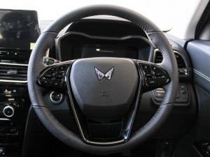 Mahindra XUV 3XO 1.2T AX7L - Image 15