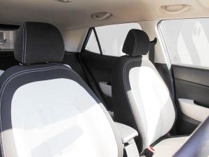 Hyundai Venue 1.0T Motion manual - Image 17