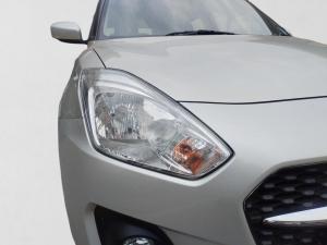 Suzuki Swift 1.2 GL auto - Image 9