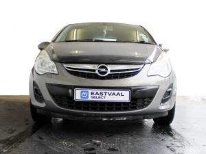 Opel Corsa 1.4 Essentia - Image 2