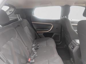 Renault Kiger 1.0 Turbo Zen - Image 18