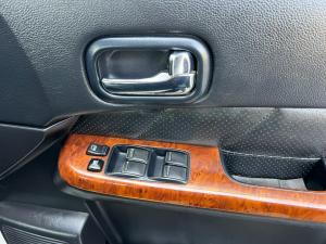 Nissan Patrol 4.8 GRX 4x4 - Image 10