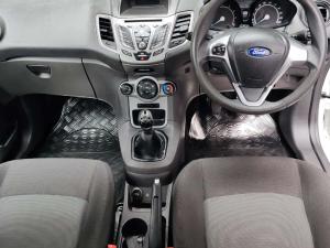 Ford Fiesta 5-door 1.4 Ambiente (aircon+audio) - Image 10
