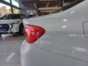 BMW 3 Series 330i auto - Image 11