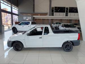 Nissan NP200 1.6i safety pack (aircon) - Image 7