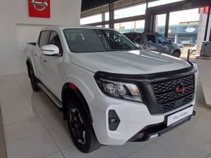 Nissan Navara 2.5DDTi double cab LE Plus 4x4 - Image 3