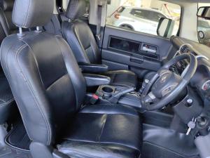 Toyota FJ Cruiser FJ Cruiser - Image 7