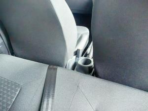 Volkswagen Polo Vivo hatch 1.4 - Image 16