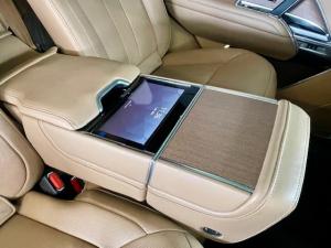 Land Rover Range Rover P530 Autobiography L - Image 16