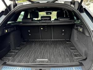 Land Rover Range Rover Velar D300 Dynamic SE - Image 17