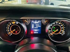 Jeep Wrangler Unlimited 3.6 Sport - Image 7