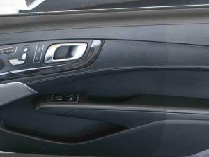 Mercedes-Benz SL SL500 - Image 18
