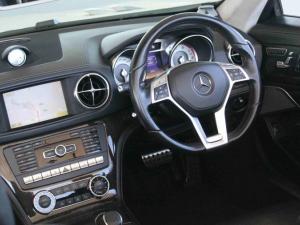 Mercedes-Benz SL SL500 - Image 19