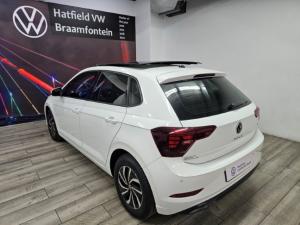 Volkswagen Polo hatch 1.0TSI Life manual - Image 3
