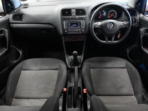 Volkswagen Polo sedan 1.4 Trendline - Image 19