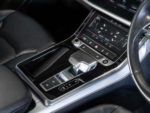 Audi Q7 45TDI quattro - Image 12