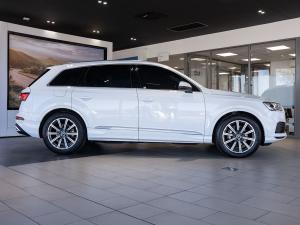 Audi Q7 45TDI quattro - Image 9