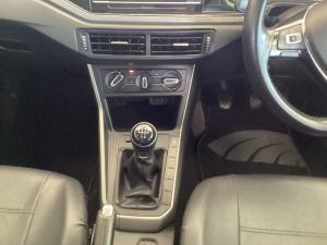 Volkswagen Polo hatch 1.0TSI Trendline - Image 7