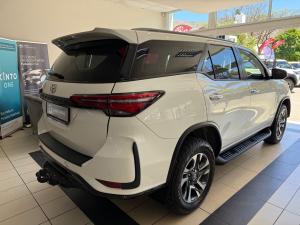 Toyota Fortuner 2.8GD-6 VX - Image 2