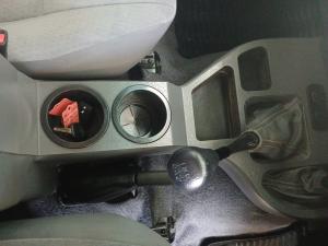 Toyota Land Cruiser 76 4.5D-4D V8 station wagon LX - Image 10