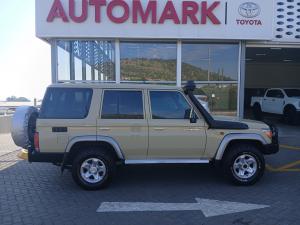 Toyota Land Cruiser 76 4.5D-4D V8 station wagon LX - Image 3