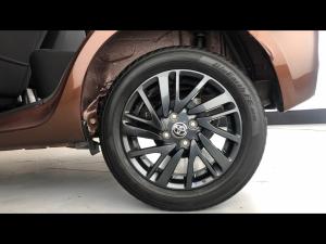 Toyota Vitz 1.0 XR manual - Image 19